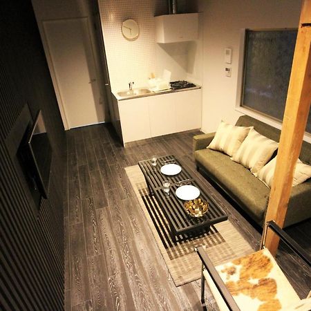Sekai Hotel Tsuki Osaka Dış mekan fotoğraf